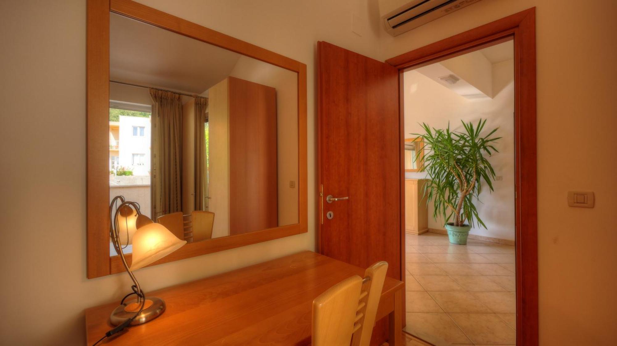 Apartment Villa Molina Mlini Eksteriør billede
