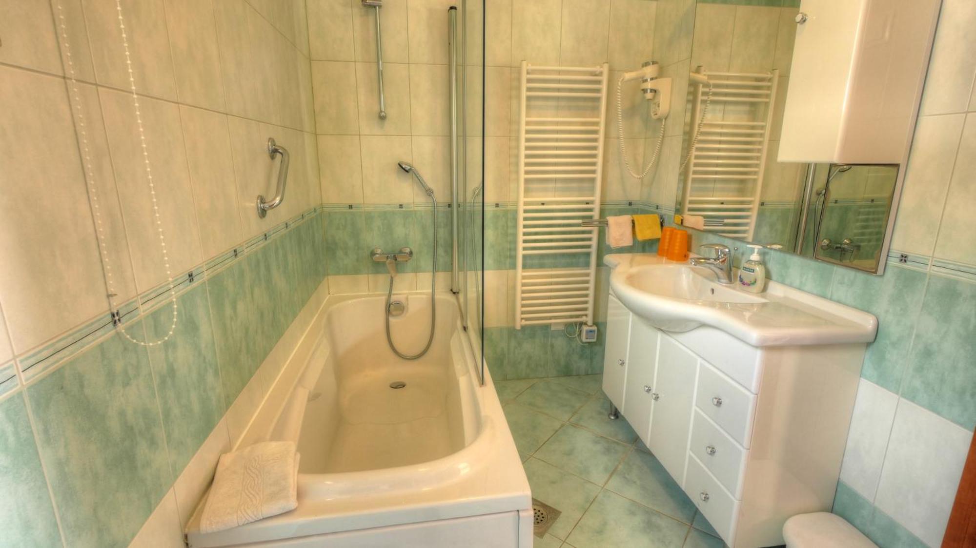 Apartment Villa Molina Mlini Eksteriør billede
