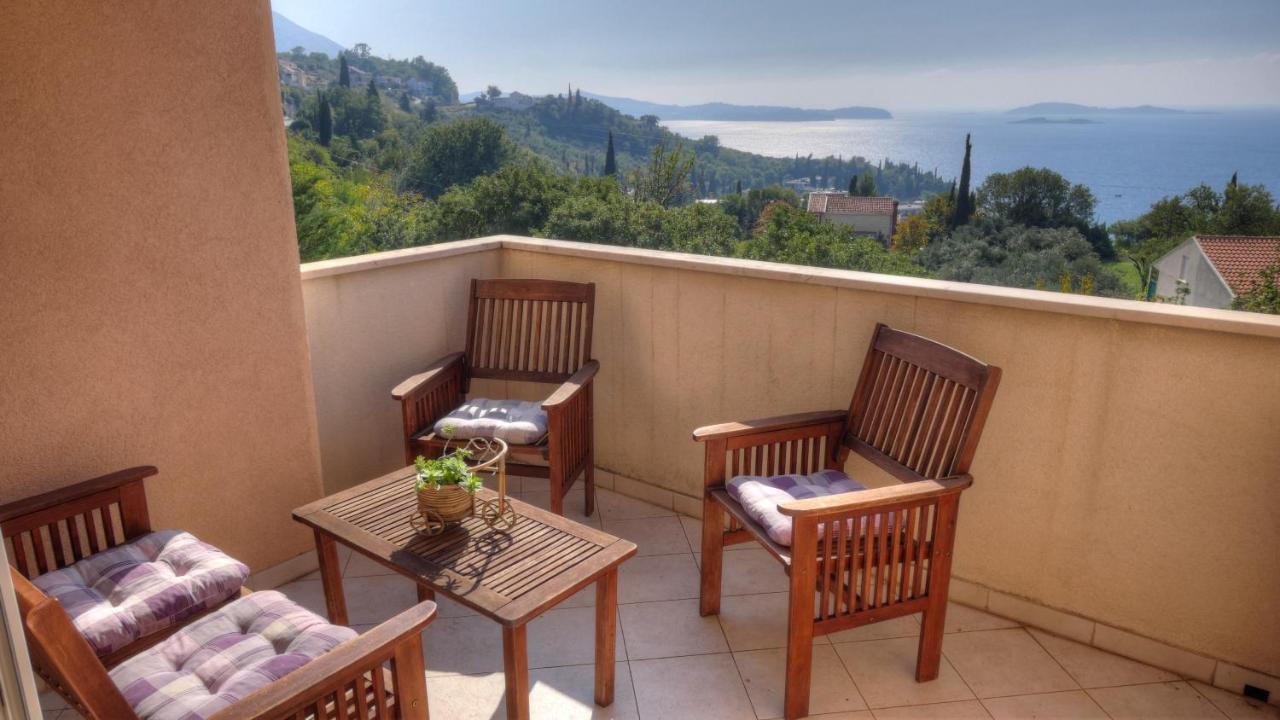 Apartment Villa Molina Mlini Eksteriør billede
